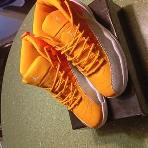 Jordan 12 size 11 Grey pink orange